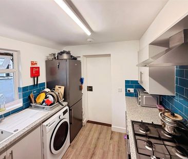 4 bedroom house to rent Carlton Street, Kettering, Northamptonshire... - Photo 4