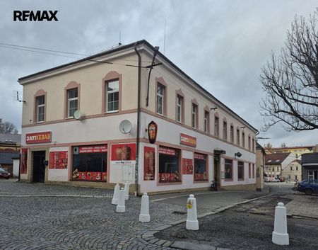 Pronájem bytu 2+1 77 m² - Fotografie 3
