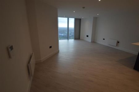 3 bedroom flat to rent - Photo 2