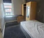 6 Bed - 8 St Michael's Terrace, Headingley, Leeds - LS6 3BQ - Student - Photo 4