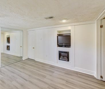 For Lease - 40 Tiago Avenue Unit# Lower level, Toronto, Ontario - Photo 6