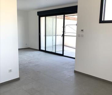 MAISON - RUE DES EPARGES - REIMS - Photo 2