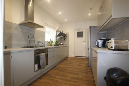 1 bedroom property to rent - Photo 4