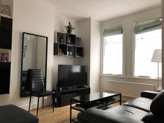 1 Bed Flat, Fortescue Road, SW19 - Photo 1