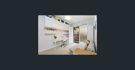 Privacy in Pascoe Vale! - Photo 2