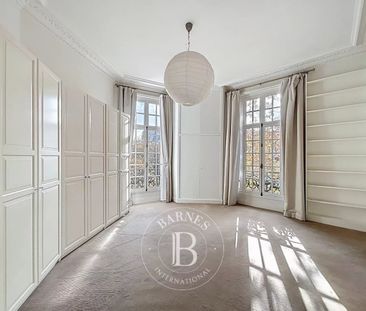 Appartement • Legendre-Lévis, Paris 17ème - Photo 2