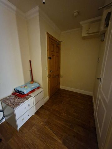 Apartment to rent in Dublin, Kilmore - Photo 3