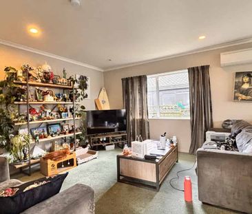 Valley Living! - Photo 1