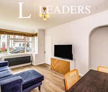 2 bedroom mid-terrace to rent Lanfranc Road - Photo 2