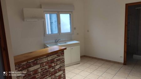 Location appartement 2 pièces 57 m² à Bourg-Saint-Christophe (01800) - Photo 3