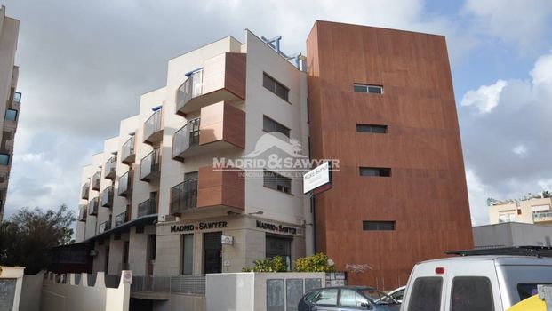 Fabulous 2 & 3 bedroom apartments in Aguamarina, completely refurbished!! - Photo 1