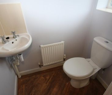2 bedroom terraced house to rent - Photo 6