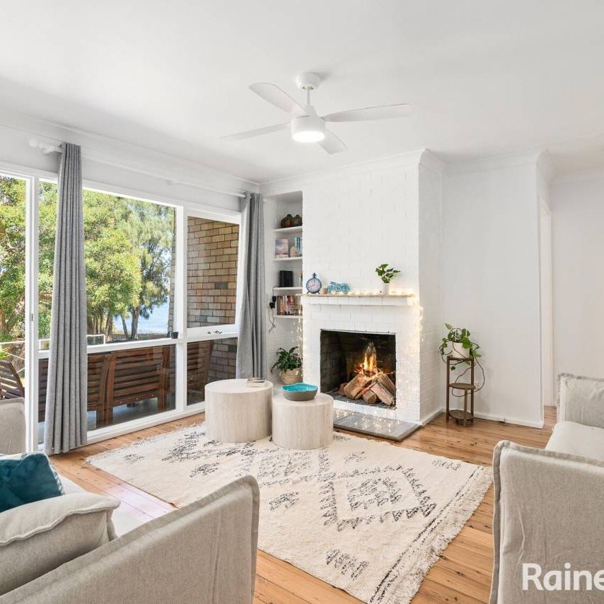 Waterfront Paradise - Photo 1