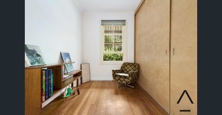 Charming and Well-Located Two-Bedroom Home - Photo 5