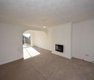 3 bed House - Semi-Detached for Rent - Photo 3