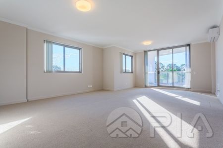 Spacious 2 bedroom unit for rent - Photo 4