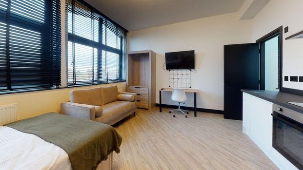 Studio to rent - Photo 1