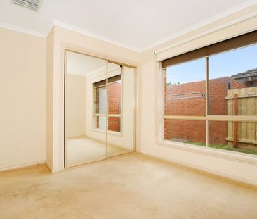 3/33 Harbury Street, Reservoir VIC 3073 - Photo 4