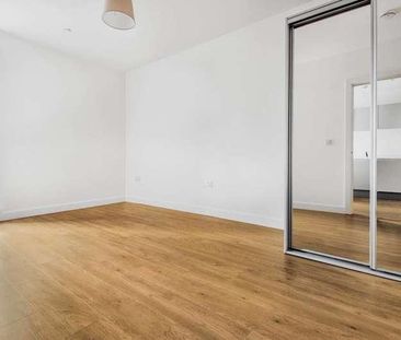 Royal Winchester House, Bracknell, RG12 - Photo 3