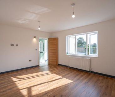 4 bedroom semi-detached house to rent - Photo 1