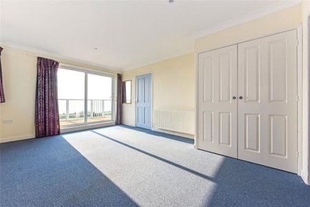 5 bedroom detached house to rent - Photo 2