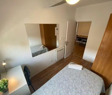 Calle de Almonacid, Madrid, Community of Madrid 28038 - Photo 3