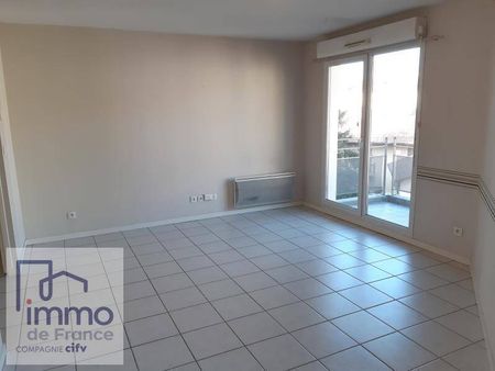 Appartement 2 pièces - 69190 Saint-Fons - Photo 2