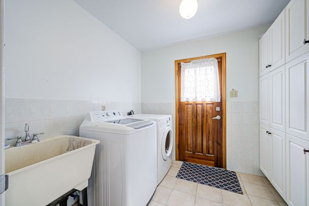 For Lease - 98 Weldrick Road Unit# lower, Richmond Hill, Ontario - Photo 1