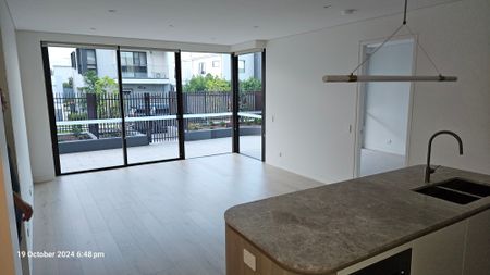 Stunning ground floor unit in the heart of Shell Cove Marina! - Photo 2