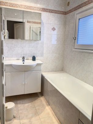 Location Maison 2 pièces 31m² LE CANNET 06110 - Photo 1