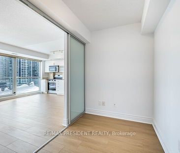 Zip Condos and Lofts , #1010 - Photo 3