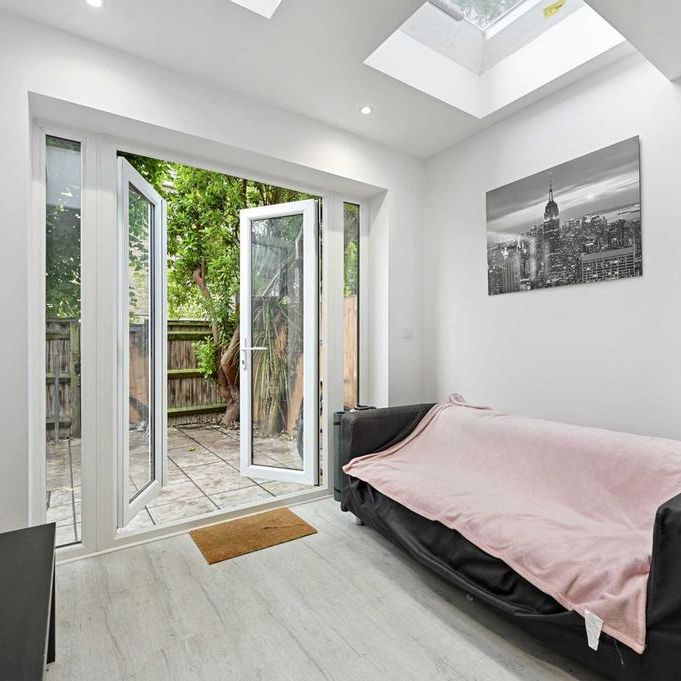 4 bedroom house to rent - Photo 1