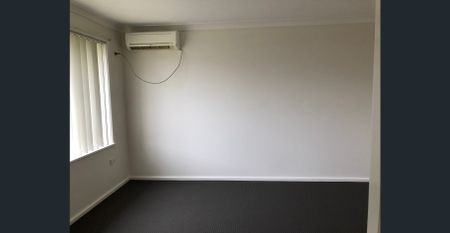 1 Bedroom Unit on Quiet Block - Photo 4