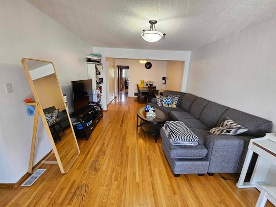 For Lease - 4011 Bishopstoke Lane, Mississauga, Ontario - Photo 1