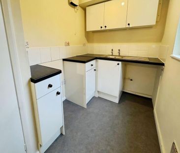 1 bedroom detached house to rent - Photo 4