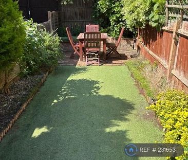 3 bedroom maisonette to rent - Photo 5
