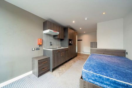 Studio to rent - Photo 2