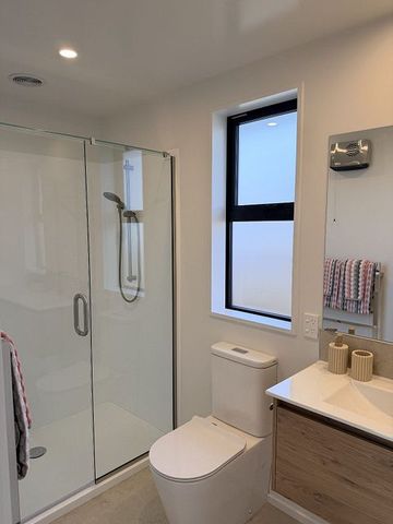 Charming 3BR Home in Peaceful Woodend - Photo 5