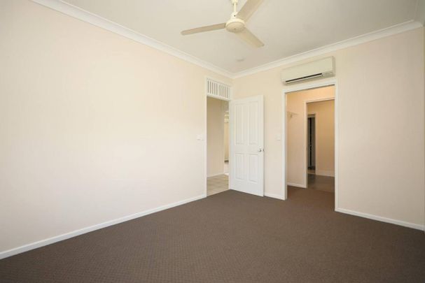 Refurbished Cottage - Airconditoned - Side Access - Corner Block - Photo 1