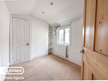 2 bedroom Terraced for rent - Photo 2