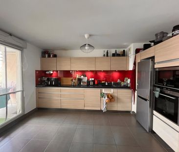 Location Appartement 4 pièces 90m² TASSIN LA DEMI LUNE 69160 - Photo 6