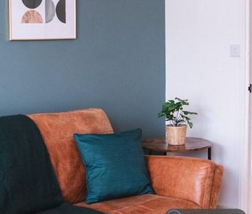 2 bedroom flat to rent - Photo 6