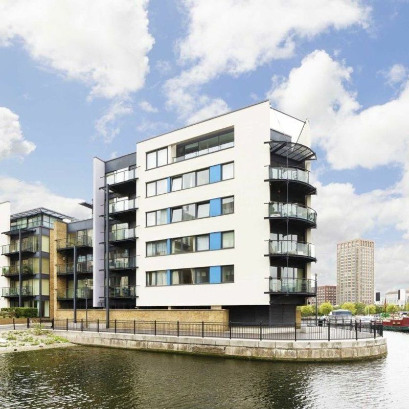 Boardwalk Place, Poplar, E14 - Photo 1