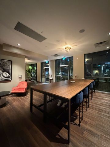 For Lease - 10 Honeycrisp Crescent Unit# 1209, Vaughan, Ontario - Photo 2