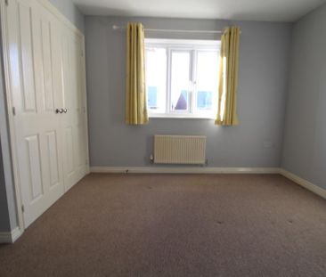 4 bedroom detached house to rent - Photo 5