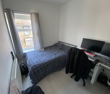 Student Property For Rent Queen Street, Pontypridd - Photo 4