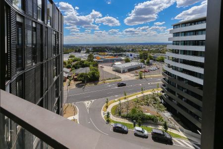 LUXURIOUS TWO BEDROOM APARTMENT IN DONCASTER - PARTLY FURNISHED - Photo 2