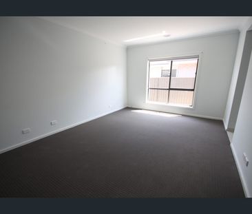 FAMILY HOME IN ALFREDTON CENTRAL NEAR SCHOOLS - Photo 5