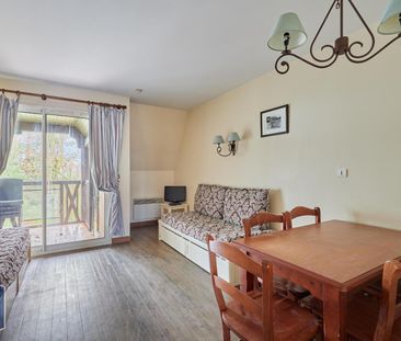 Location Appartement 2 pièces 31m² DEAUVILLE 14800 - Photo 3