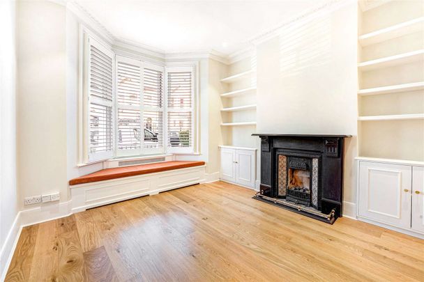 Burland Road, London, SW11 6SA - Photo 1